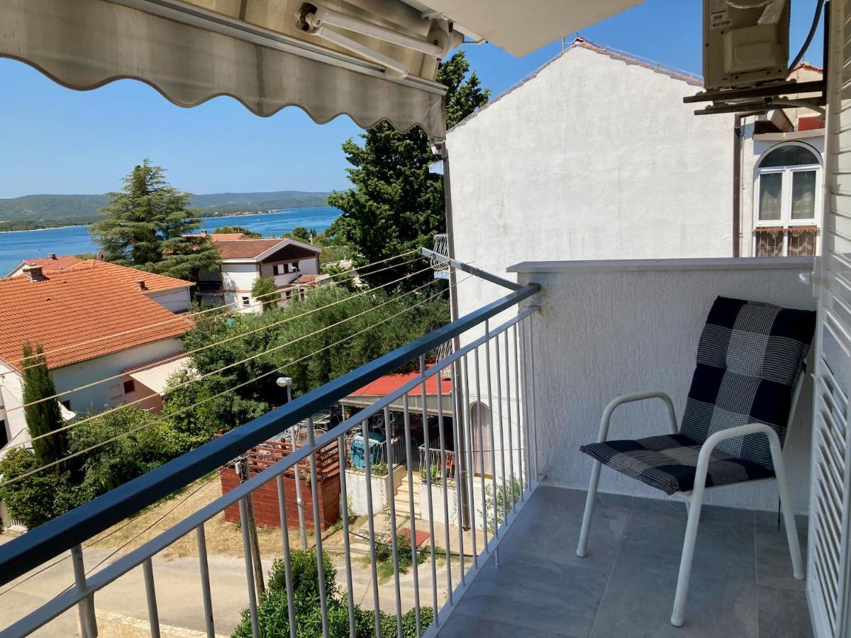 Apartments Villa Agatha Свети-Филип-и-Яков Экстерьер фото